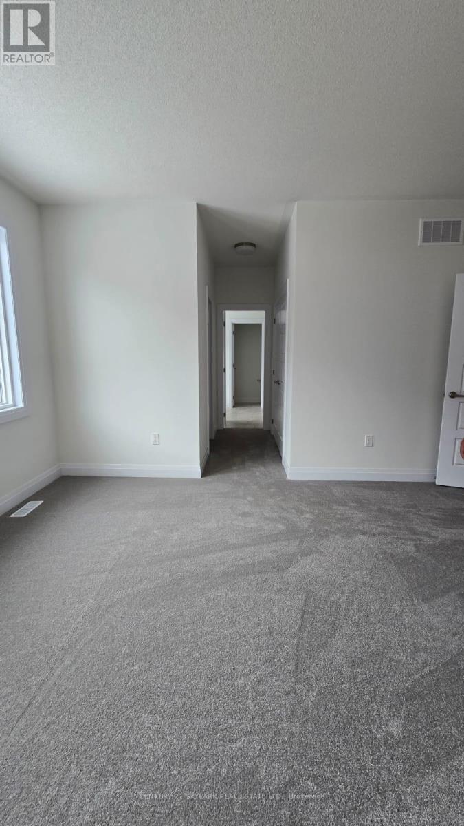 16 Kings Hill Drive, Brampton (Northwest Brampton), Ontario  L7A 0B8 - Photo 5 - W12984128