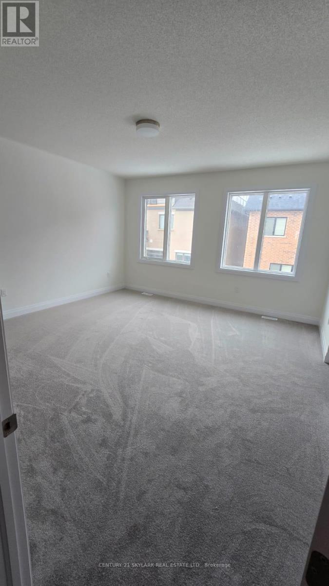 16 Kings Hill Drive, Brampton (Northwest Brampton), Ontario  L7A 0B8 - Photo 6 - W12984128