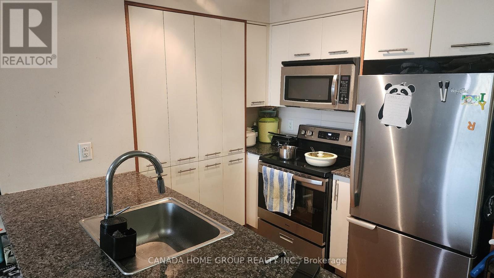 708 - 1 Valhalla Inn Road, Toronto (Islington-City Centre West), Ontario  M9B 1S9 - Photo 17 - W12984130