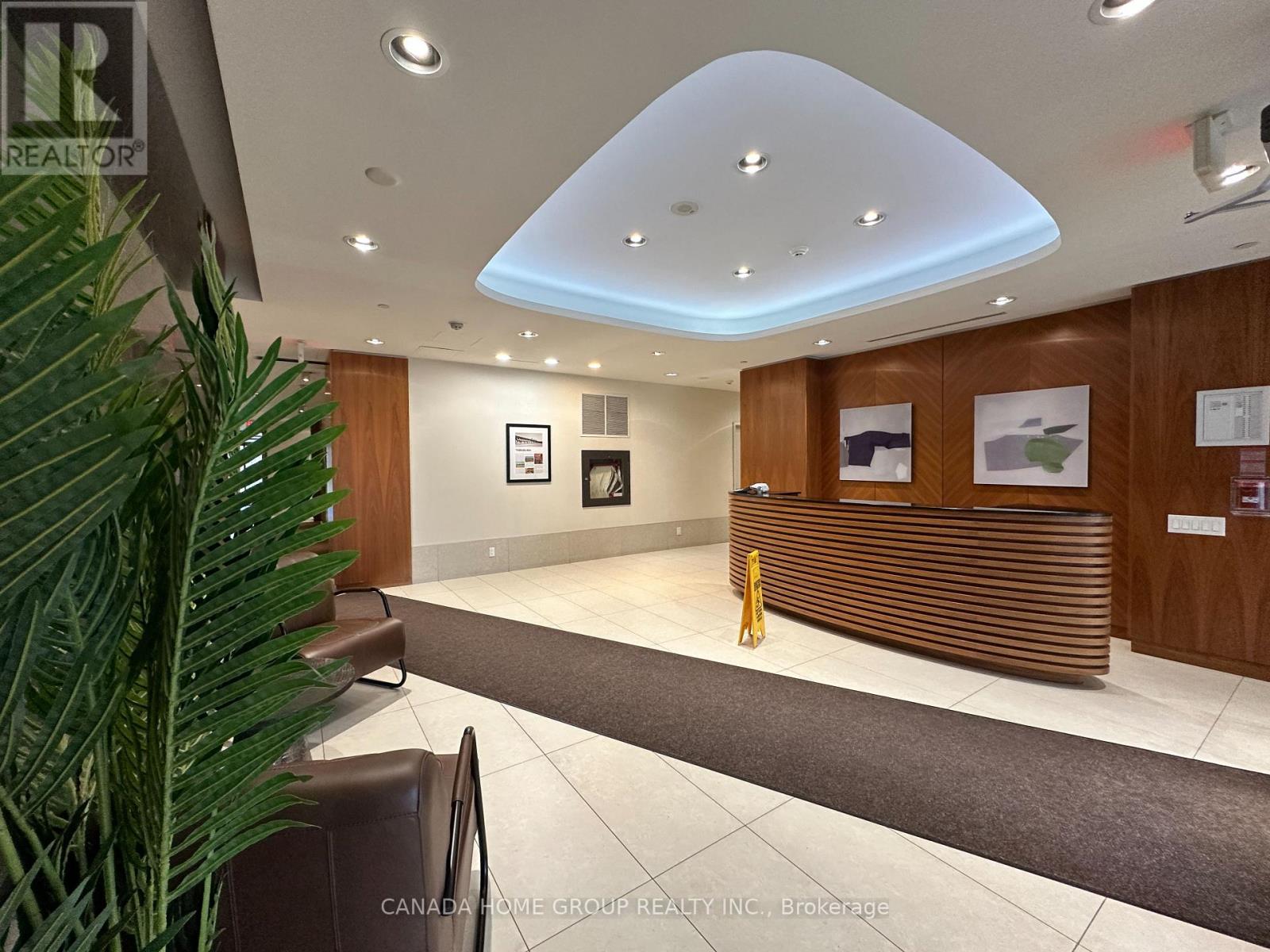 708 - 1 Valhalla Inn Road, Toronto (Islington-City Centre West), Ontario  M9B 1S9 - Photo 6 - W12984130