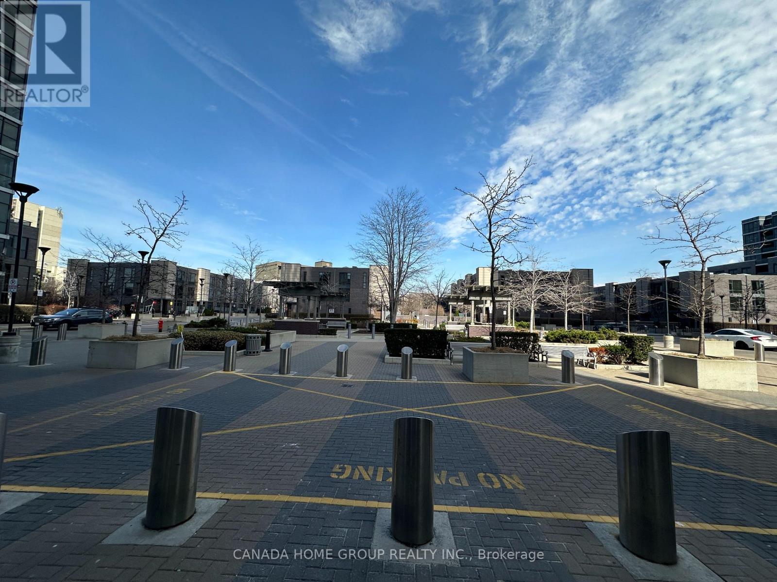 708 - 1 Valhalla Inn Road, Toronto (Islington-City Centre West), Ontario  M9B 1S9 - Photo 9 - W12984130