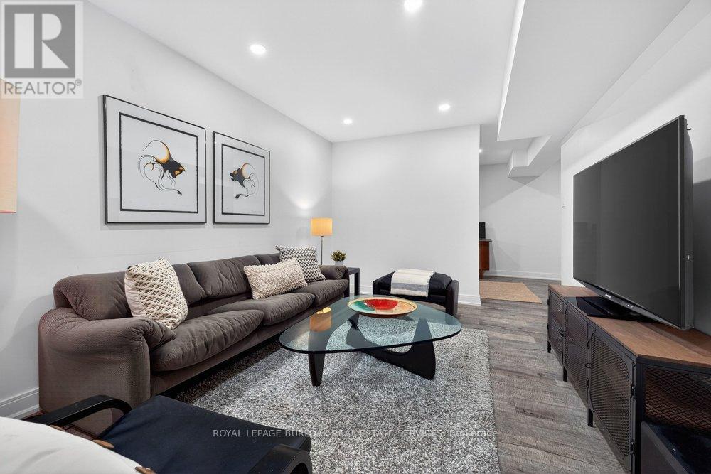 4006 Jarvis Crescent, Burlington, Ontario  L7M 4K1 - Photo 33 - W12984146