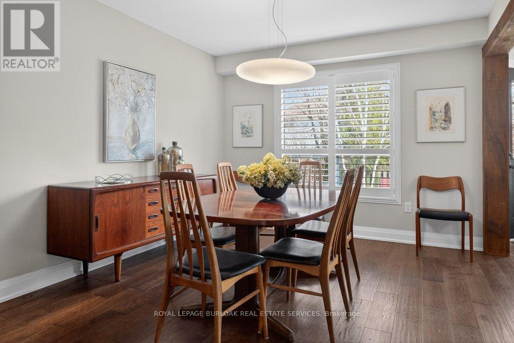 4006 Jarvis Crescent, Burlington, Ontario  L7M 4K1 - Photo 9 - W12984146