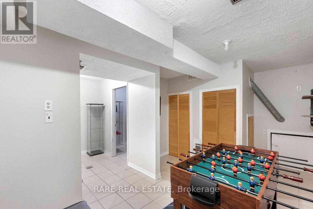 21 - 2006 Martin Grove Road, Toronto, Ontario  M9V 4A3 - Photo 11 - W12984168