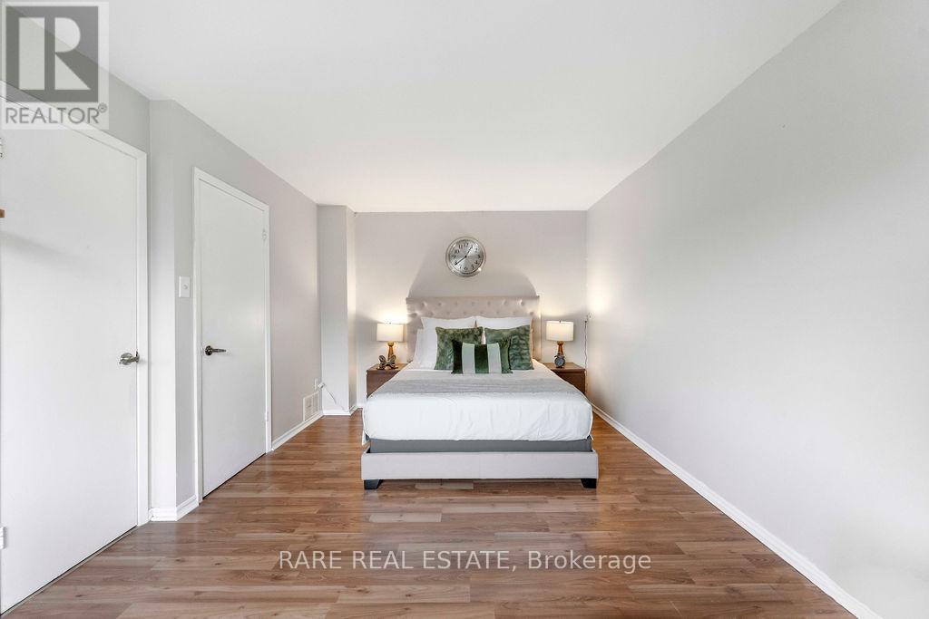 21 - 2006 Martin Grove Road, Toronto, Ontario  M9V 4A3 - Photo 33 - W12984168