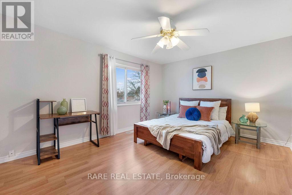 21 - 2006 Martin Grove Road, Toronto, Ontario  M9V 4A3 - Photo 37 - W12984168