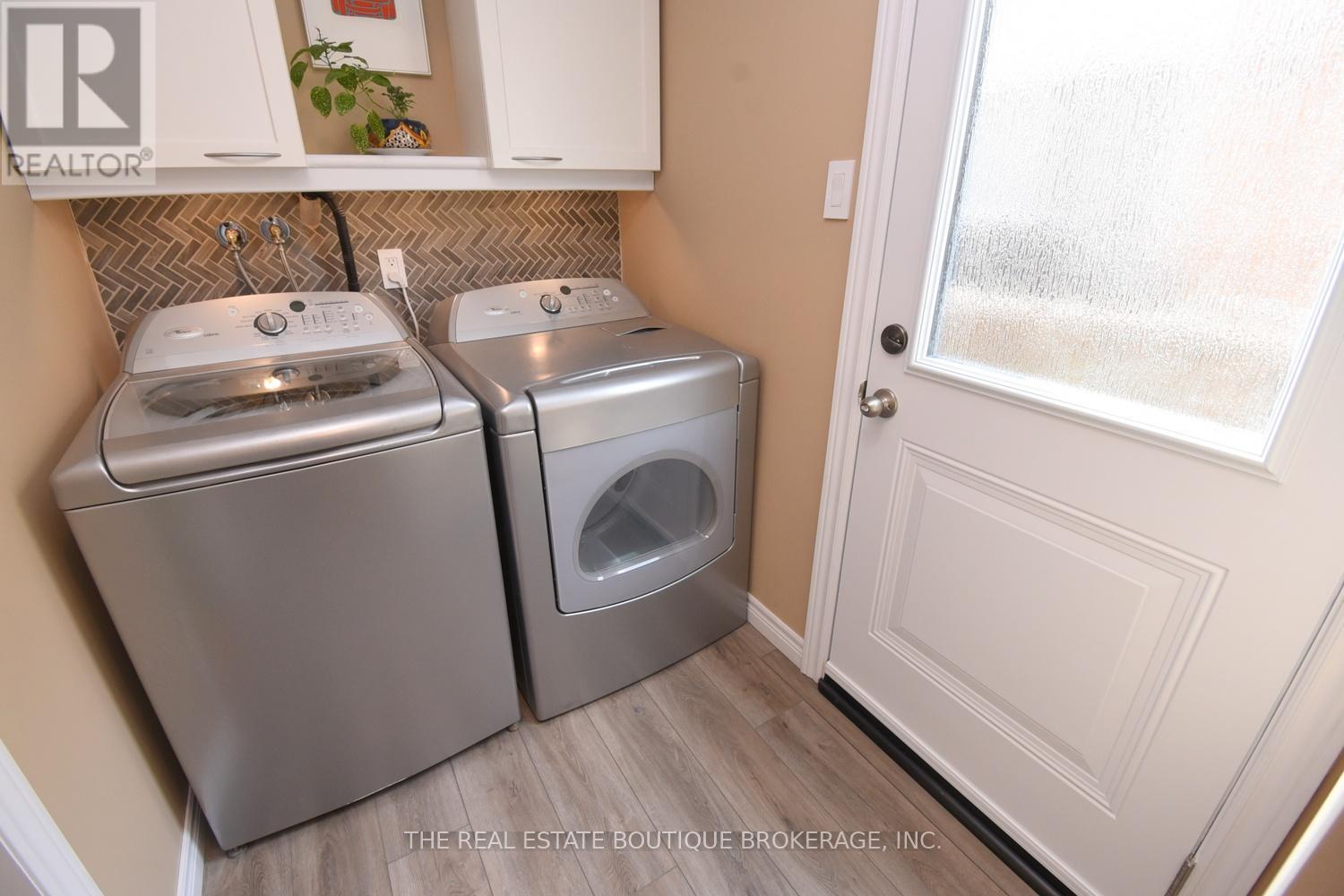 3200 Greenbough Crescent, Burlington, Ontario  L7M 3B1 - Photo 16 - W12984190