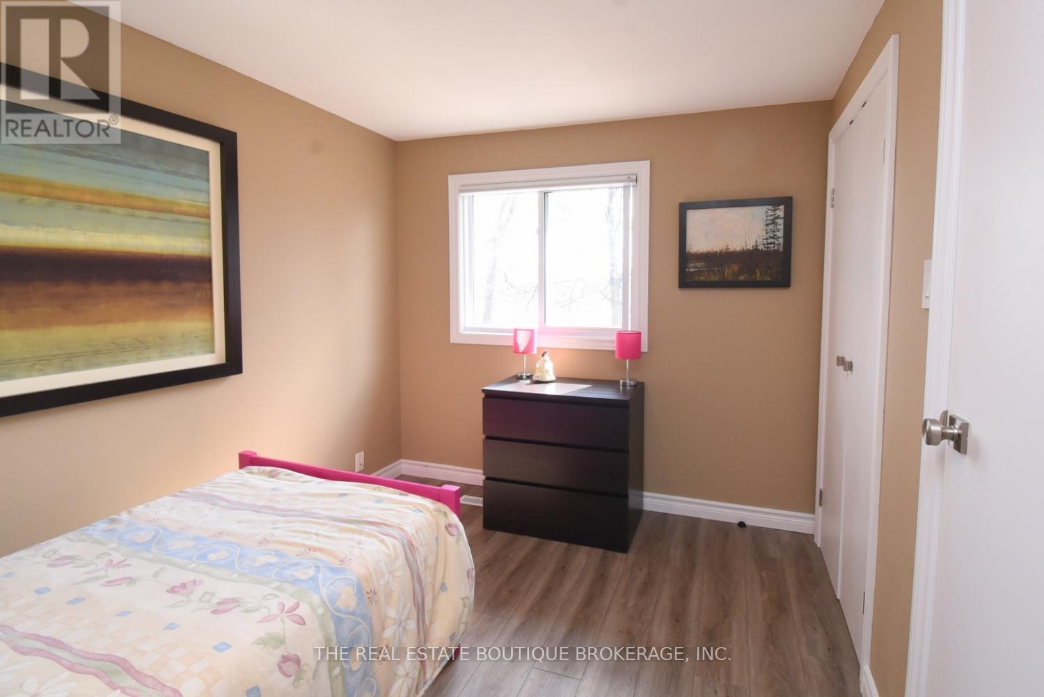 3200 Greenbough Crescent, Burlington, Ontario  L7M 3B1 - Photo 34 - W12984190