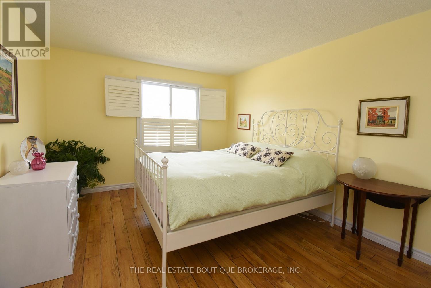 3200 Greenbough Crescent, Burlington, Ontario  L7M 3B1 - Photo 36 - W12984190