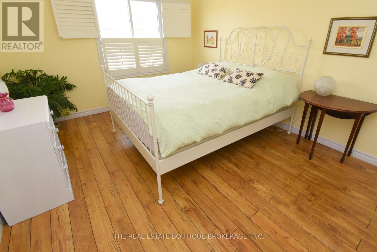 3200 Greenbough Crescent, Burlington, Ontario  L7M 3B1 - Photo 37 - W12984190