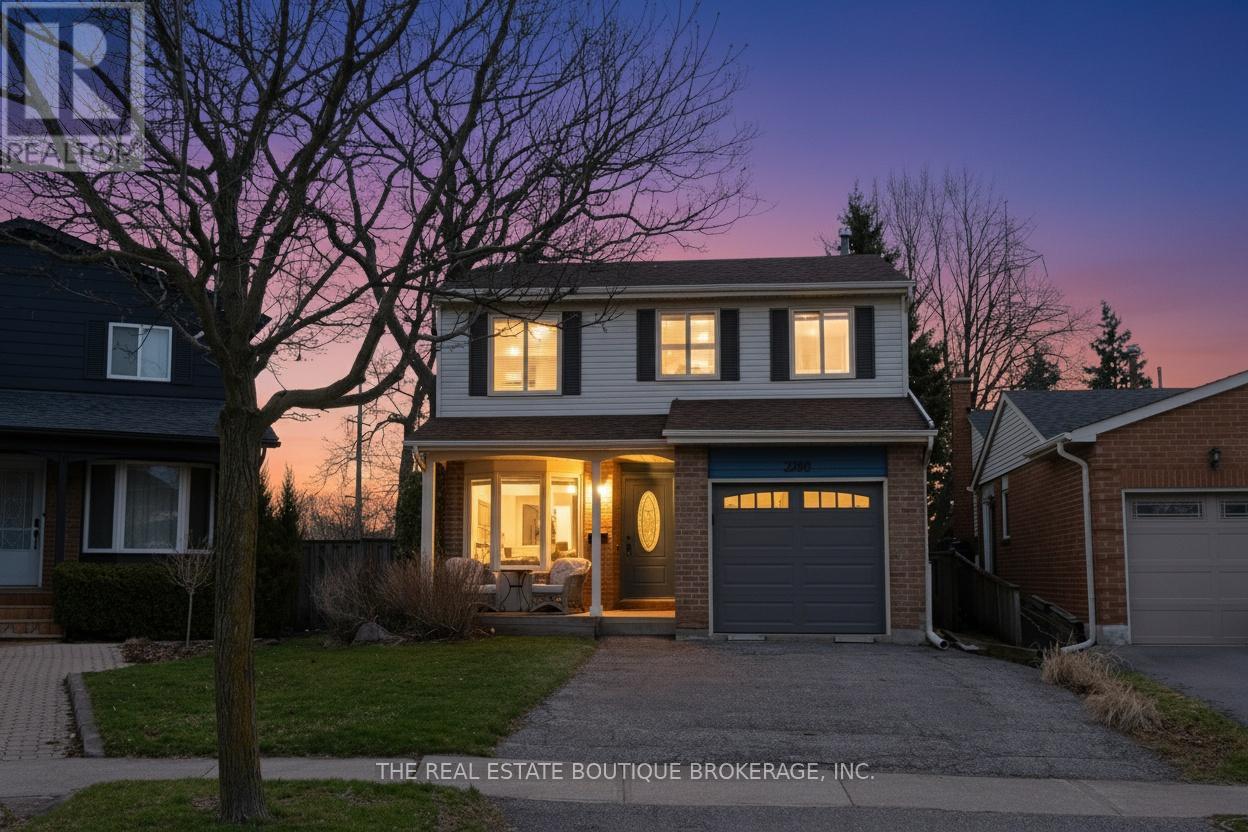 3200 Greenbough Crescent, Burlington, Ontario  L7M 3B1 - Photo 4 - W12984190