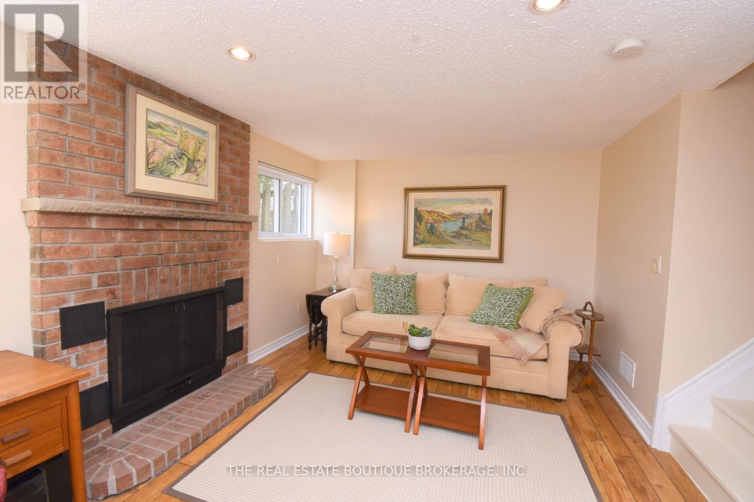 3200 Greenbough Crescent, Burlington, Ontario  L7M 3B1 - Photo 41 - W12984190