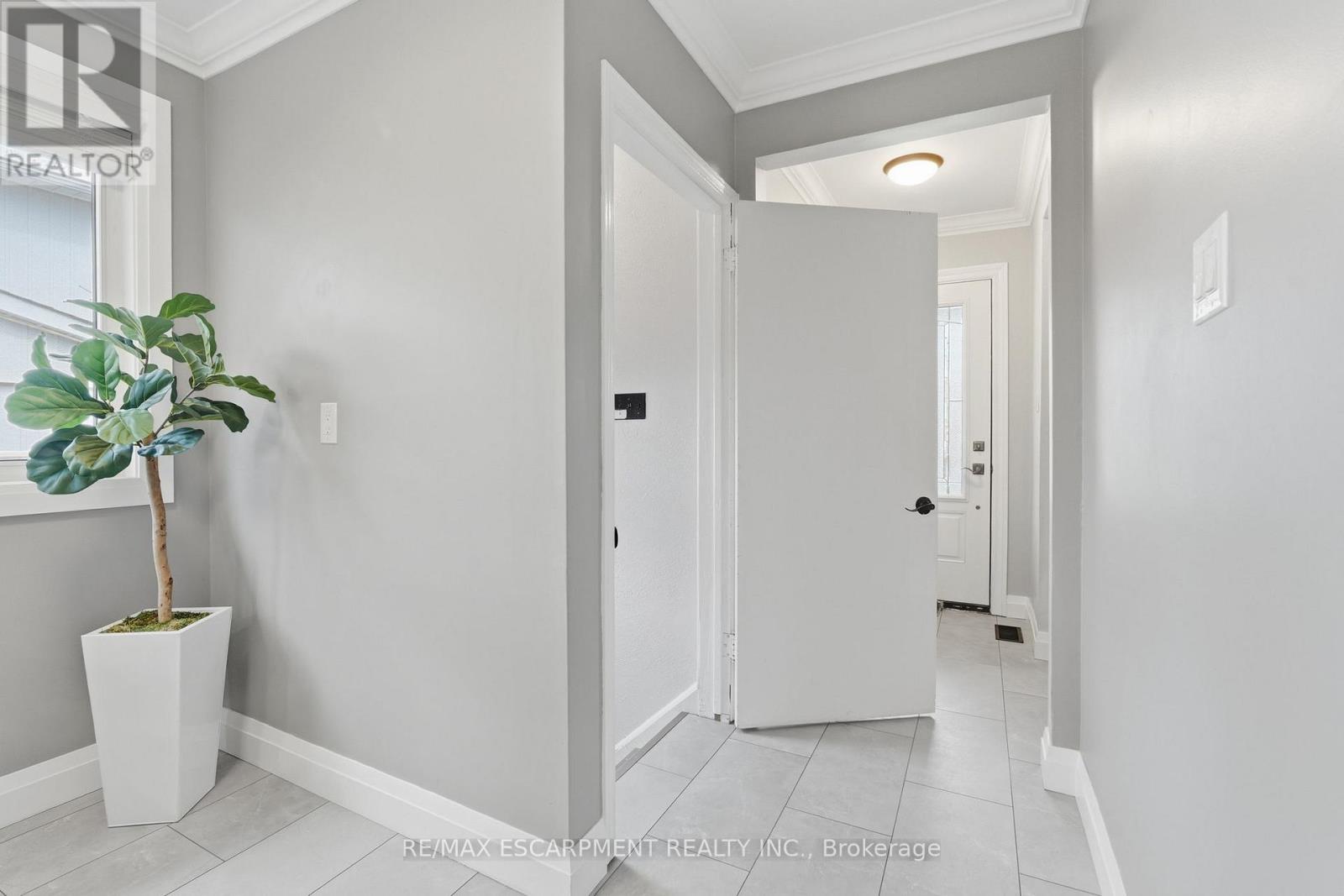 4487 Bennett Road, Burlington, Ontario  L7L 1Y5 - Photo 30 - W12984216