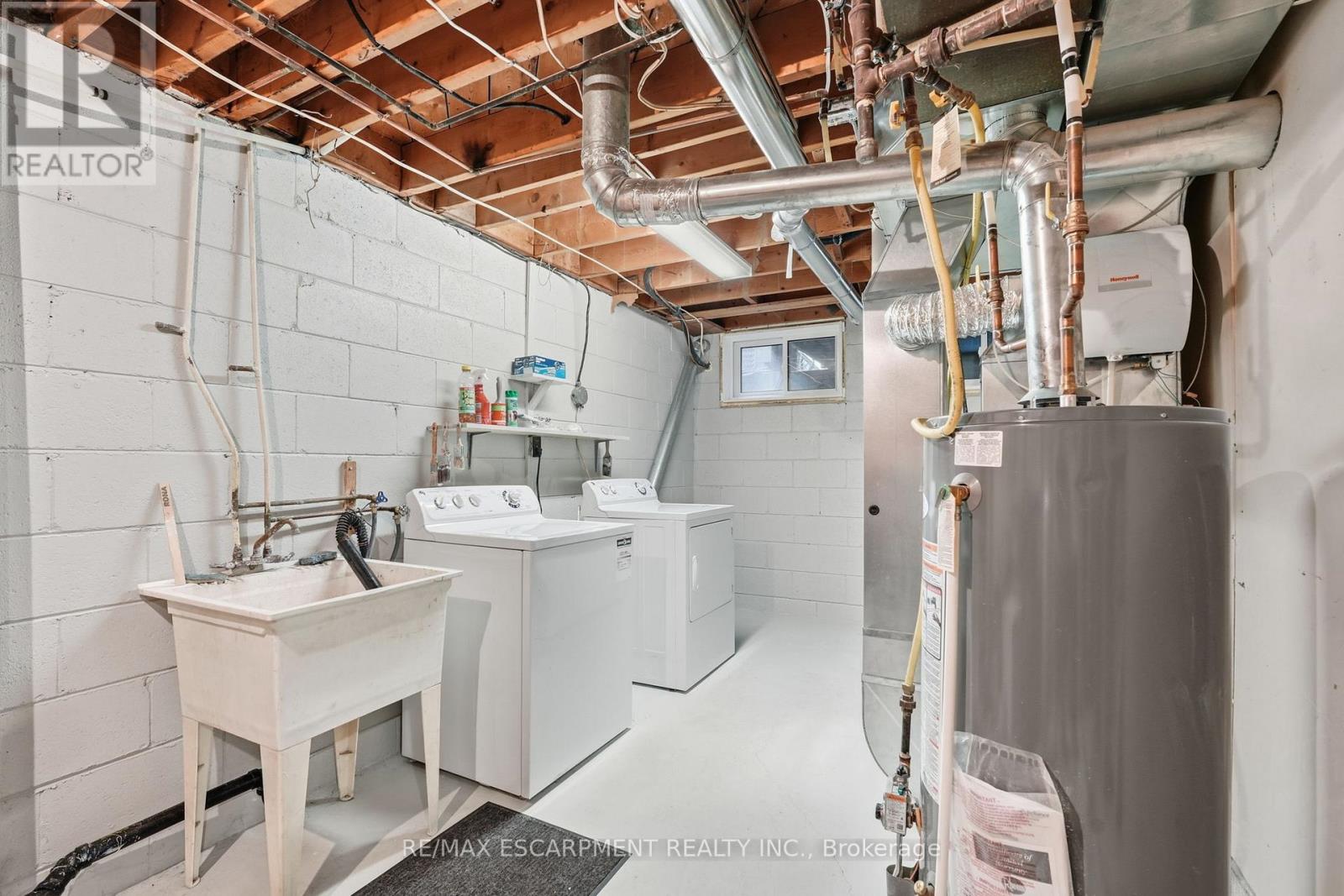 4487 Bennett Road, Burlington, Ontario  L7L 1Y5 - Photo 45 - W12984216