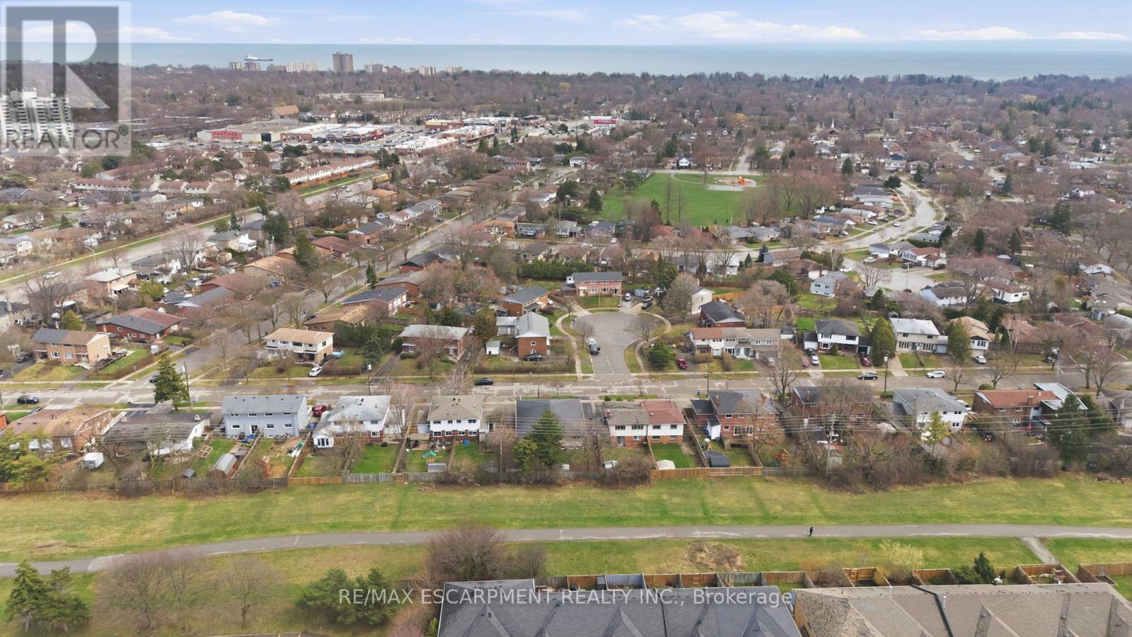 4487 Bennett Road, Burlington, Ontario  L7L 1Y5 - Photo 50 - W12984216