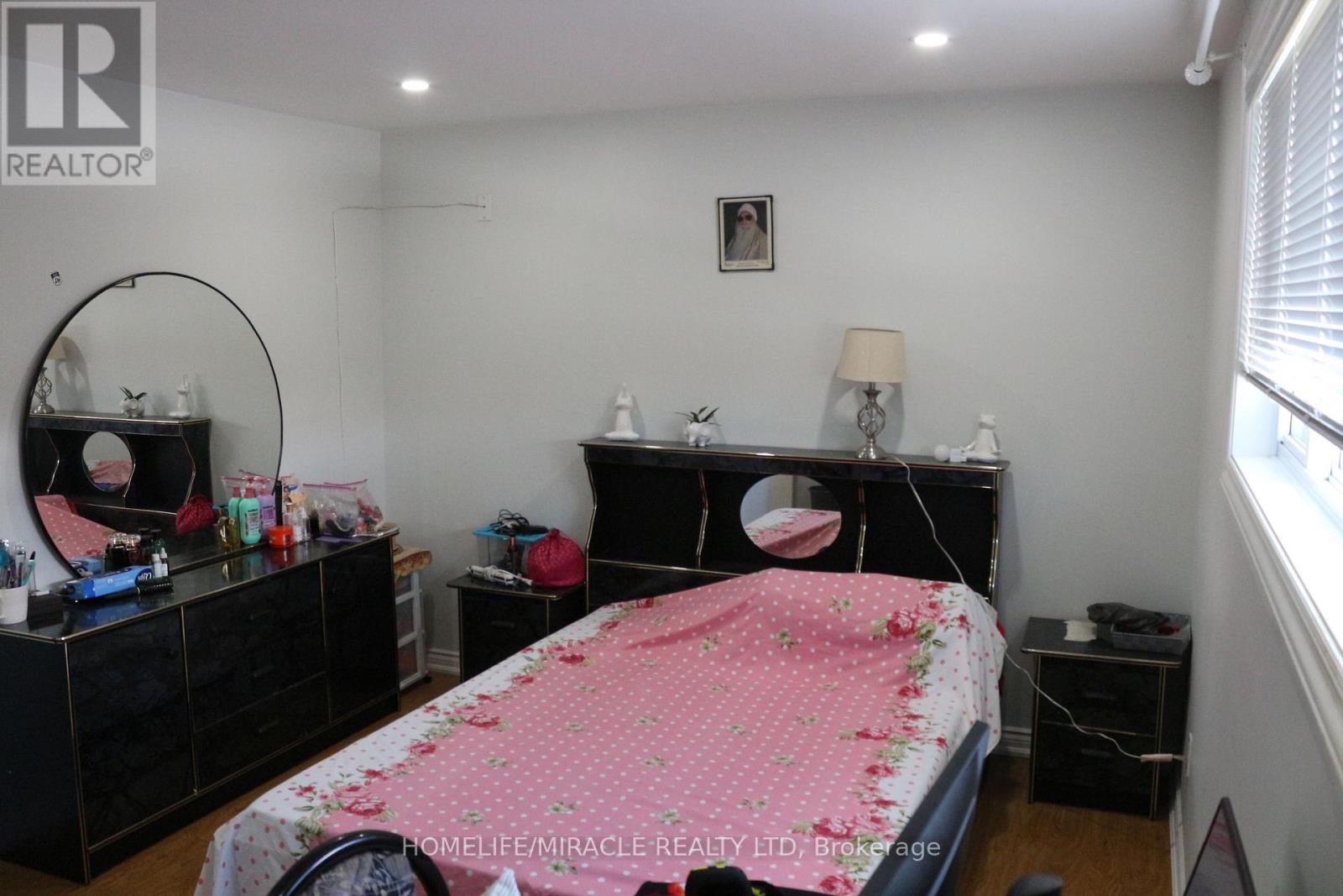 53 Ascot Avenue, Brampton, Ontario  L6T 2P3 - Photo 8 - W12984244