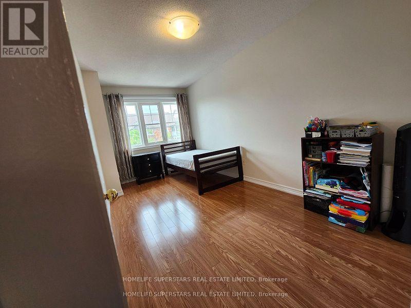 13 Rocky Point Crescent, Brampton, Ontario  L6V 4R7 - Photo 25 - W12984260