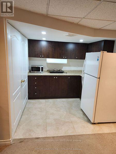 13 Rocky Point Crescent, Brampton, Ontario  L6V 4R7 - Photo 31 - W12984260