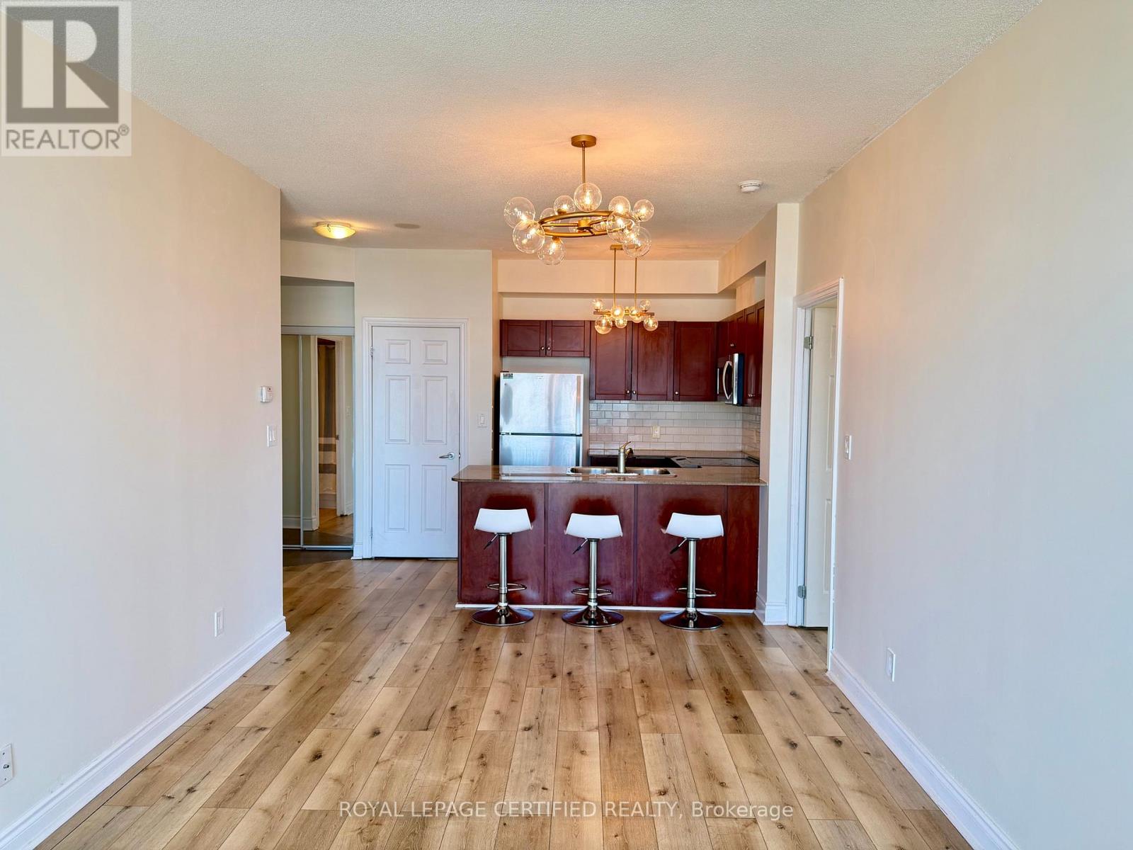 2810 - 3504 Hurontario Street, Mississauga, Ontario  L5B 0B9 - Photo 6 - W12984268