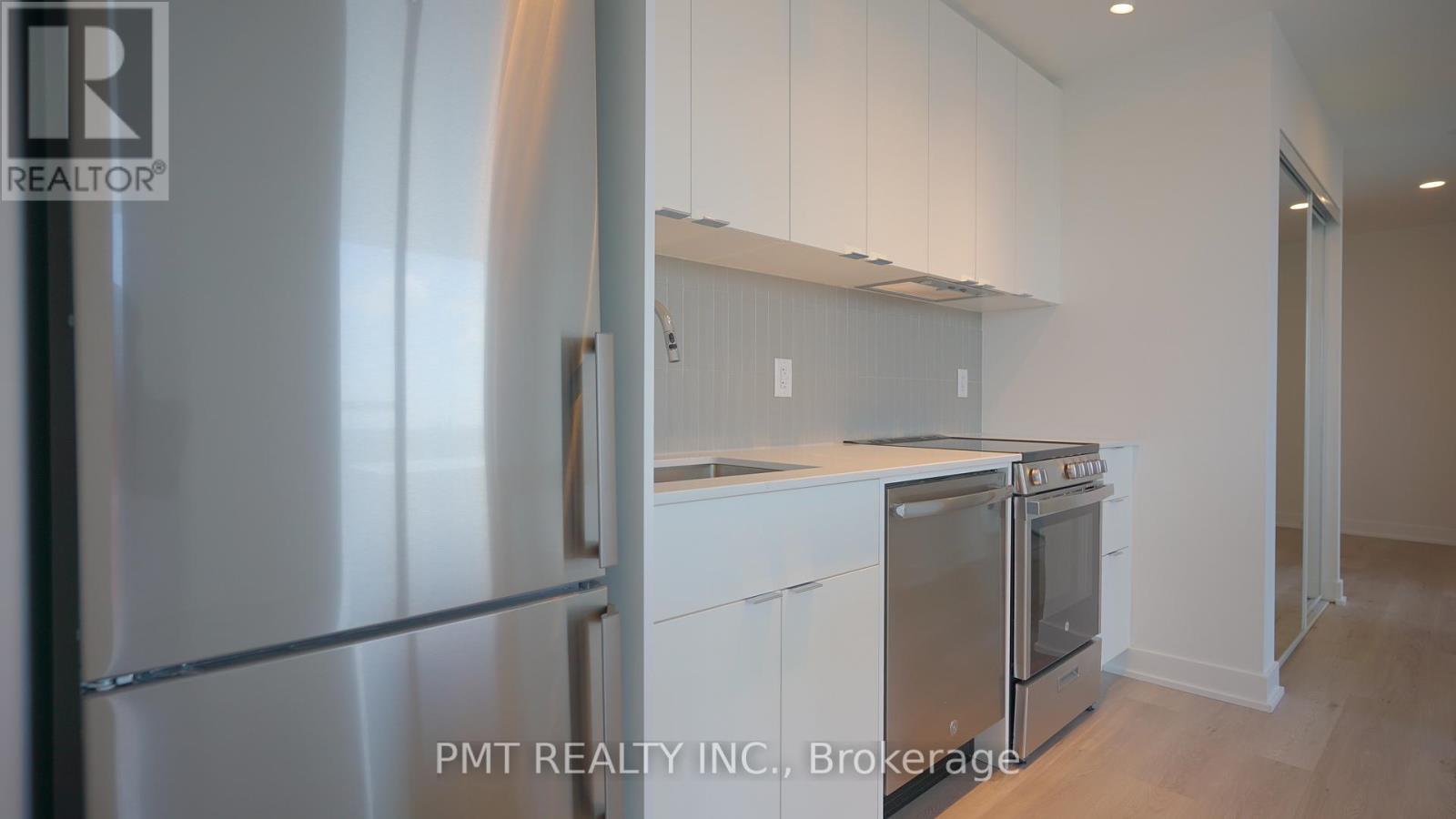 911 - 1660 Bloor Street W, Toronto, Ontario  M6P 1A8 - Photo 5 - W12984292