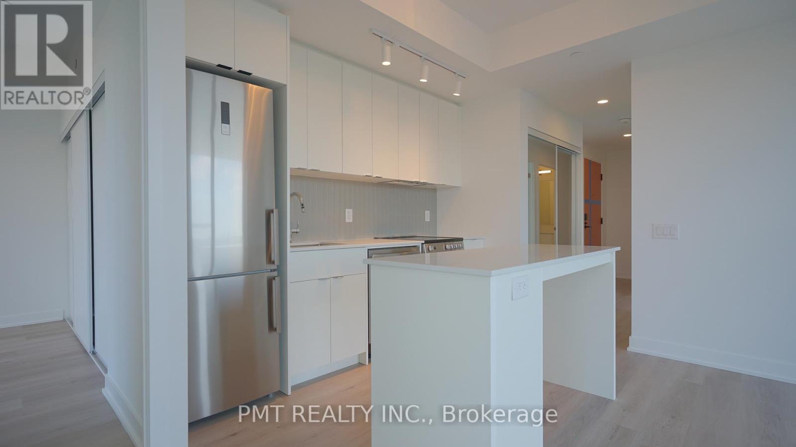 911 - 1660 Bloor Street W, Toronto, Ontario  M6P 1A8 - Photo 6 - W12984292