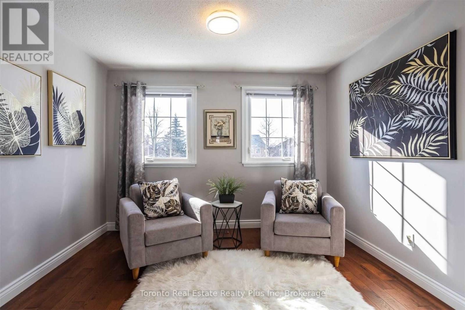 48 Newbury Crescent, Brampton (Westgate), Ontario  L6S 5L6 - Photo 10 - W12984294