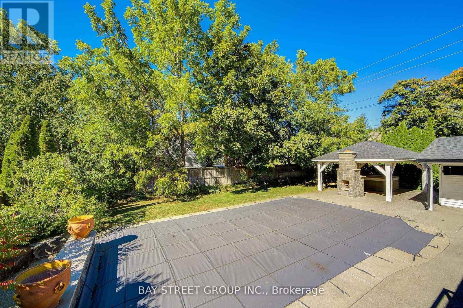 363 Lakeshore Road W, Oakville, Ontario  L6K 1G4 - Photo 43 - W12984298