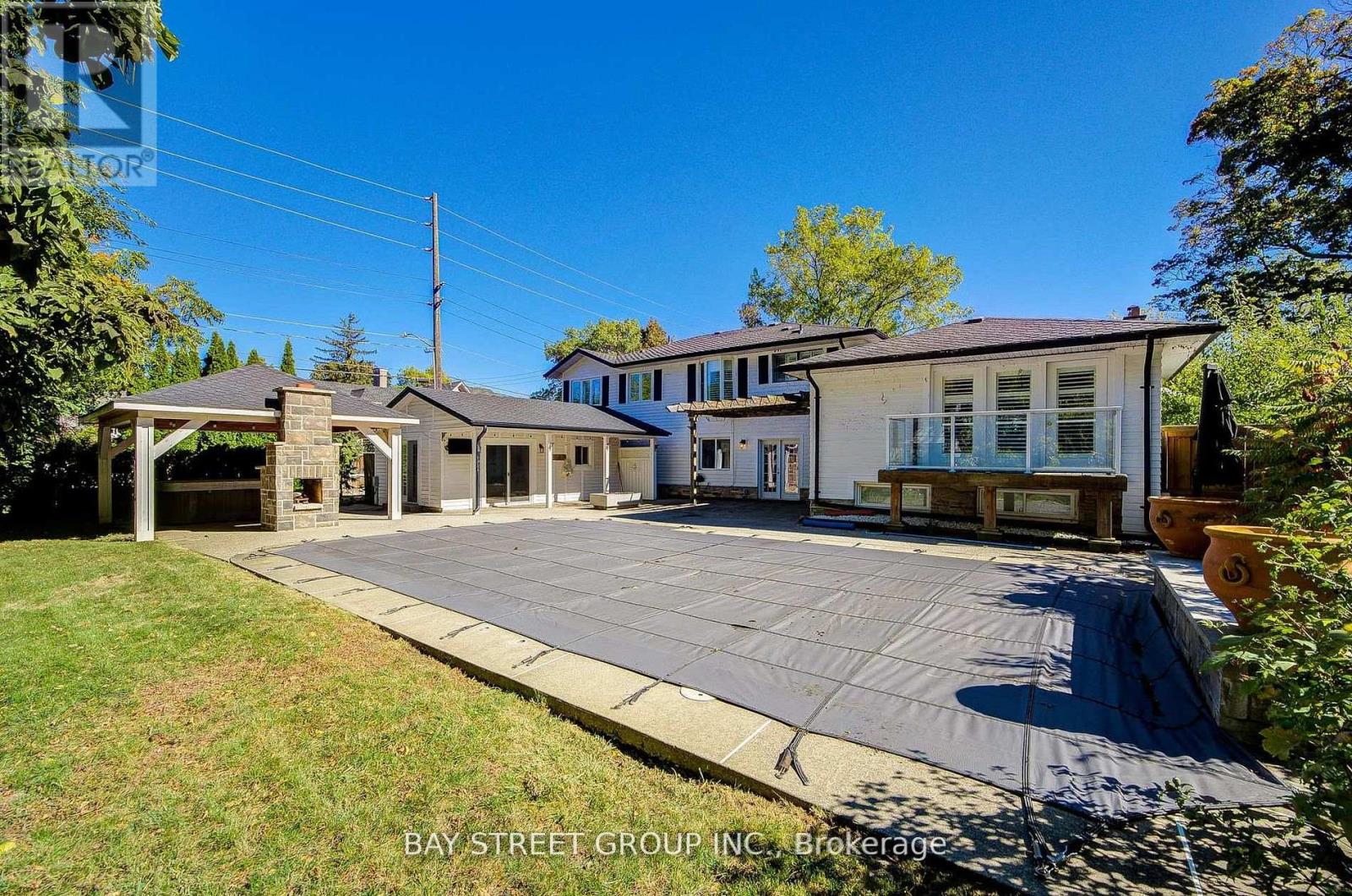 363 Lakeshore Road W, Oakville, Ontario  L6K 1G4 - Photo 44 - W12984298