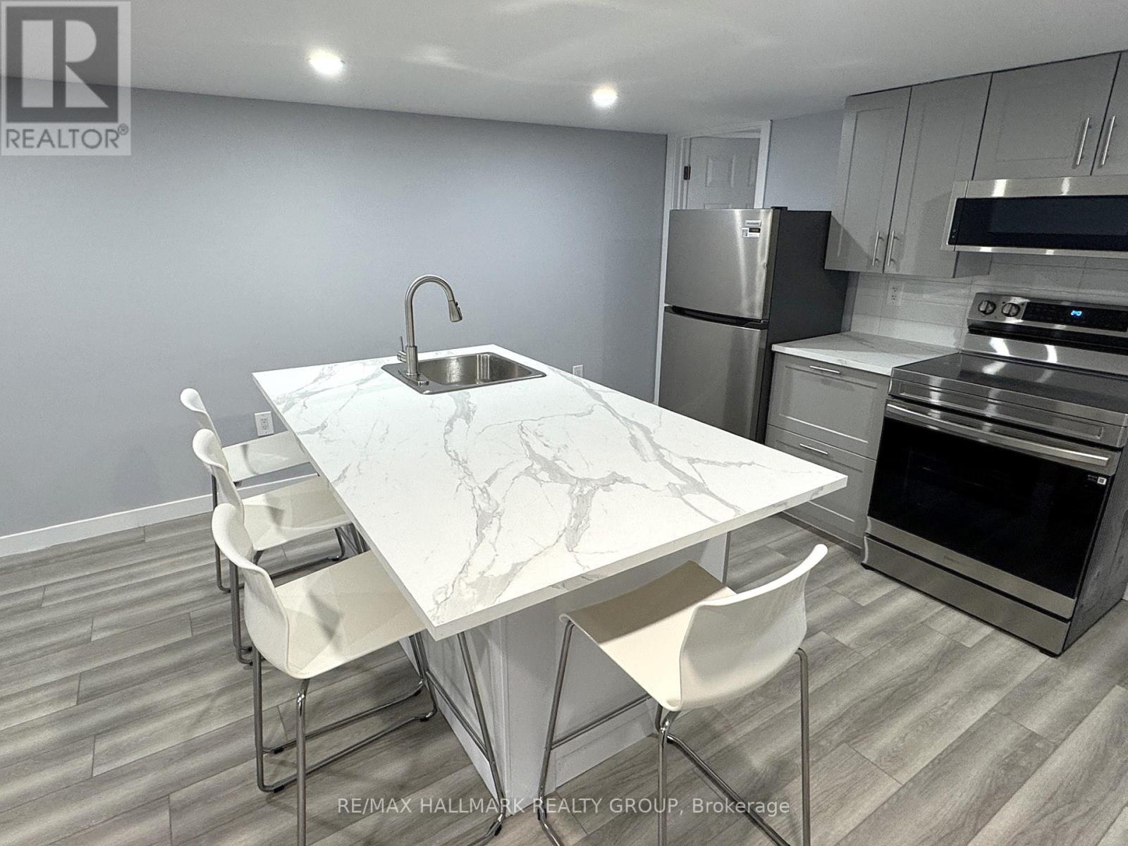 A - 15 Marier Avenue, Ottawa, Ontario  K1L 5S6 - Photo 8 - X12910132