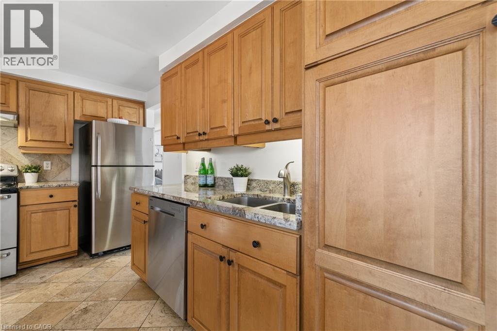 24 Briar Knoll Place, Kitchener, Ontario  N2E 2B9 - Photo 15 - 40819669