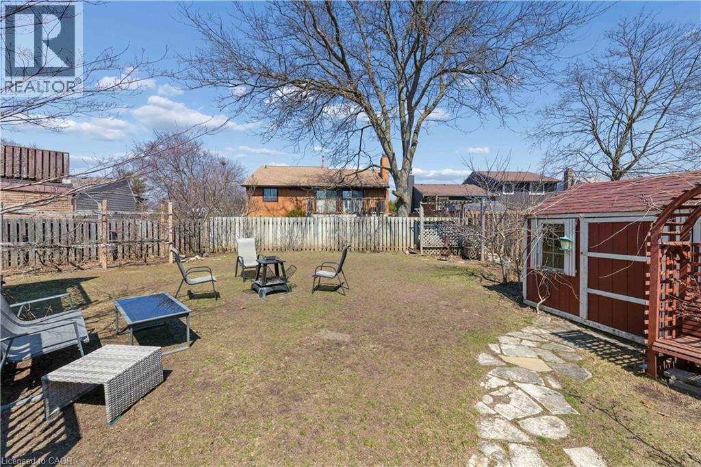 24 Briar Knoll Place, Kitchener, Ontario  N2E 2B9 - Photo 38 - 40819669