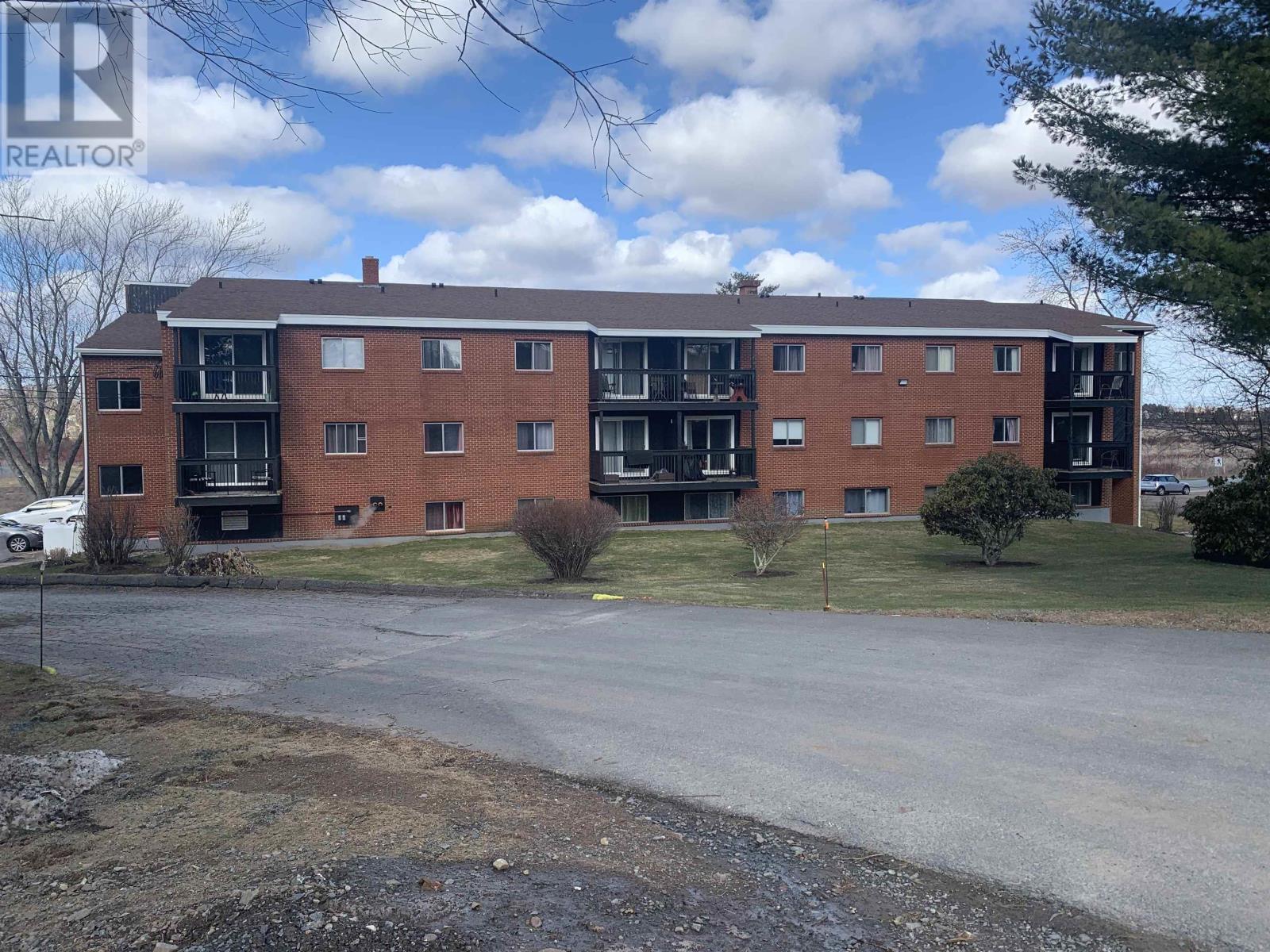 1011 Burgess Crescent, Windsor, Nova Scotia  B0N 2T0 - Photo 2 - 202604799