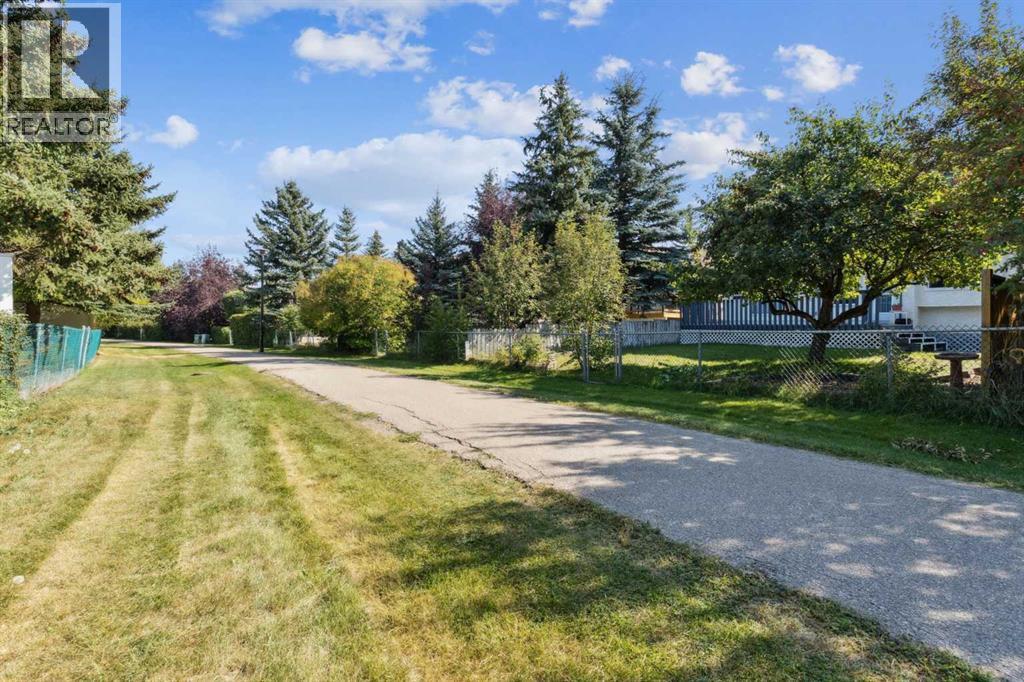 41 Shannon Circle SW, Calgary, Alberta  T2Y 2K4 - Photo 33 - A2268909