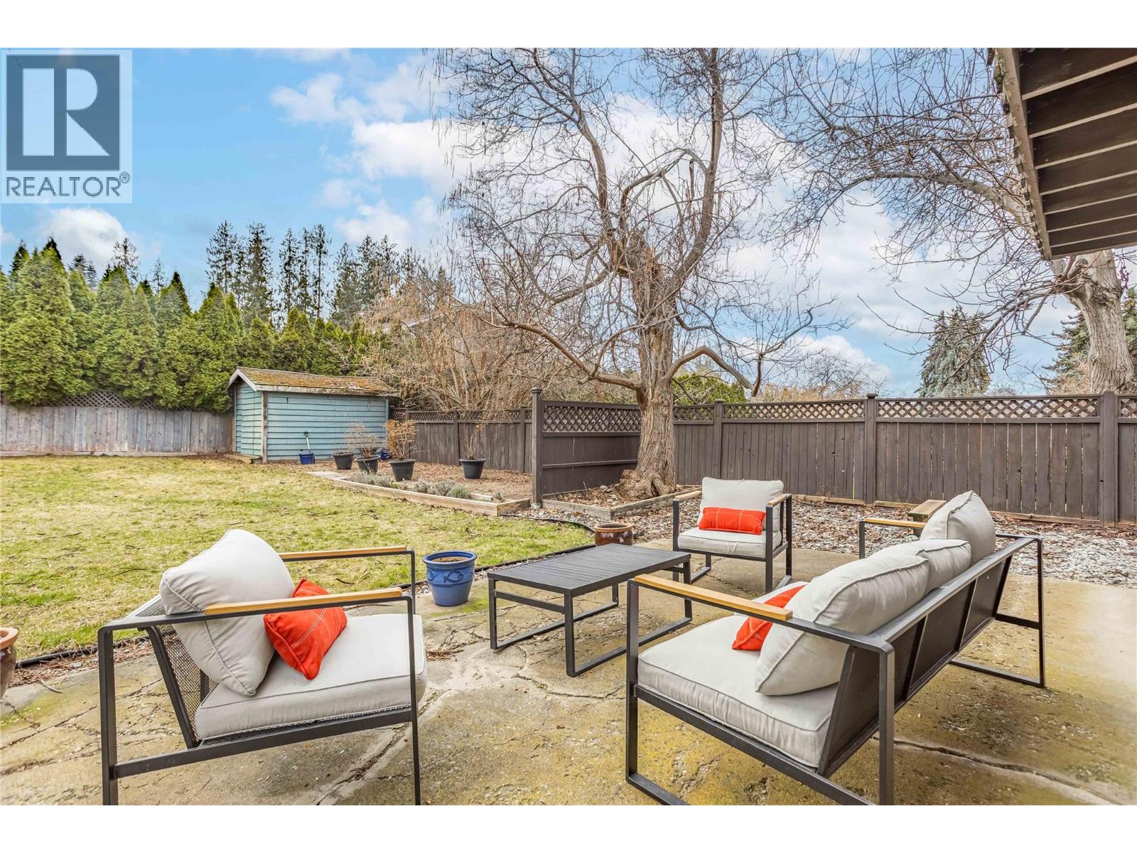 863 Hammer Avenue Kelowna Photo 44 863 Hammer Avenue Kelowna Photo 44