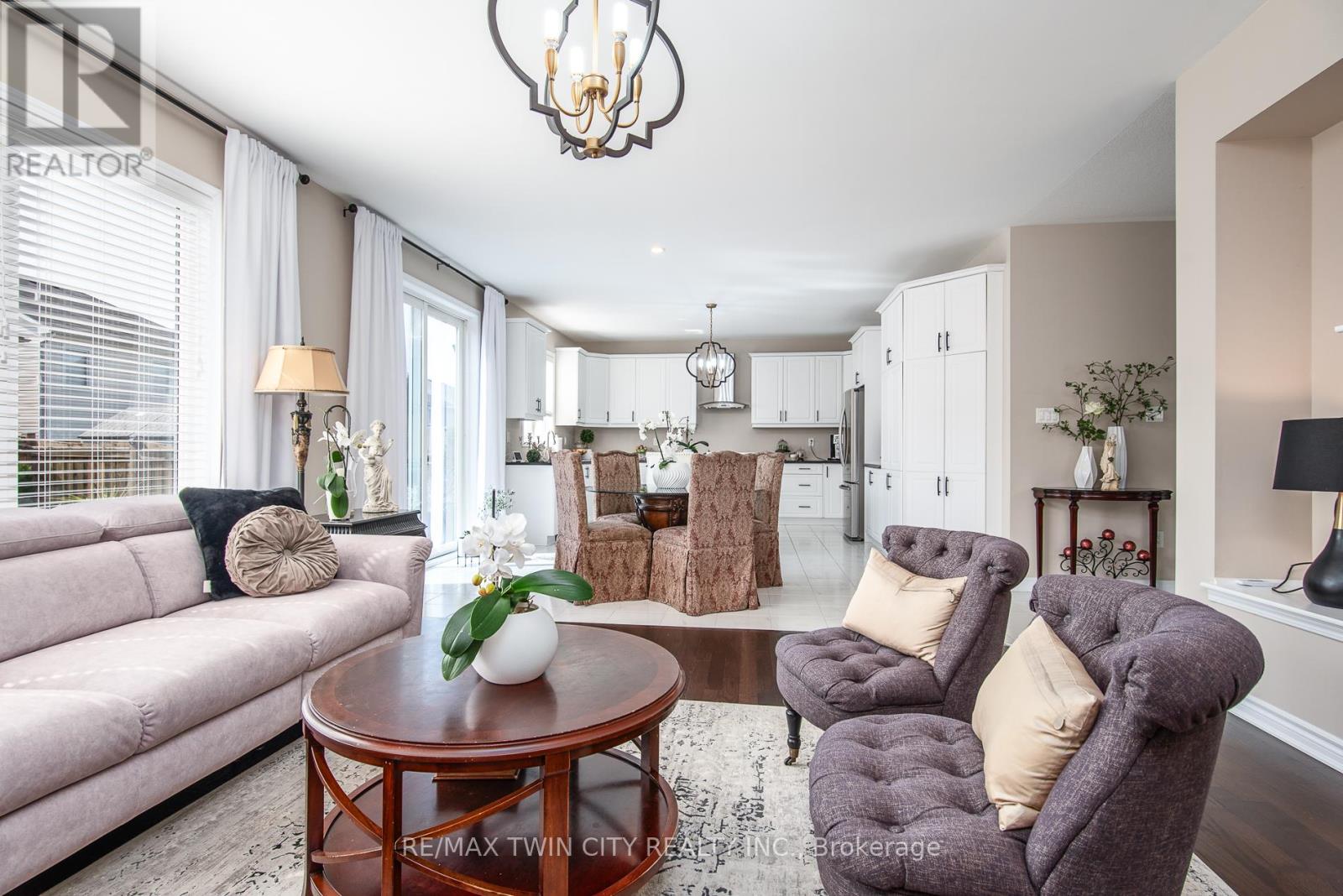 232 Shady Glen Crescent, Kitchener, Ontario  N2R 1P6 - Photo 12 - X12984030