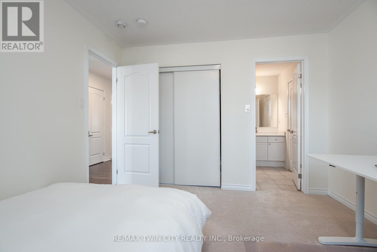 232 Shady Glen Crescent, Kitchener, Ontario  N2R 1P6 - Photo 34 - X12984030