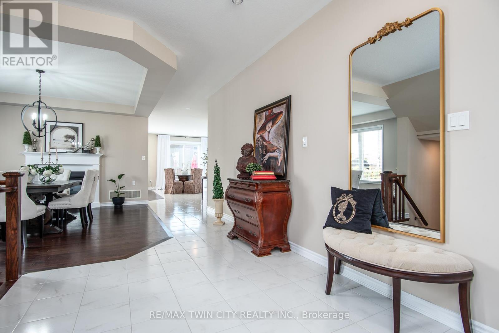 232 Shady Glen Crescent, Kitchener, Ontario  N2R 1P6 - Photo 8 - X12984030