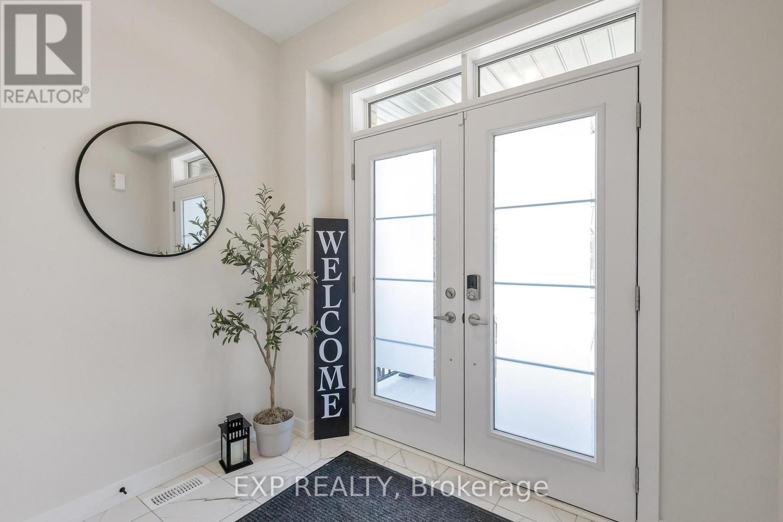 6 Sundin Drive, Haldimand, Ontario  N3W 0H1 - Photo 2 - X12984042