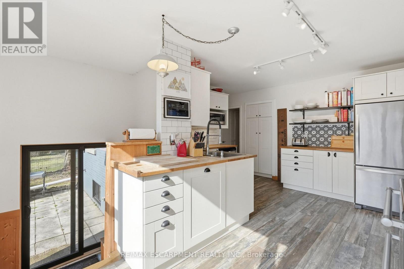 222 Concession 11 E, Hamilton, Ontario  L8B 1H8 - Photo 20 - X12984278