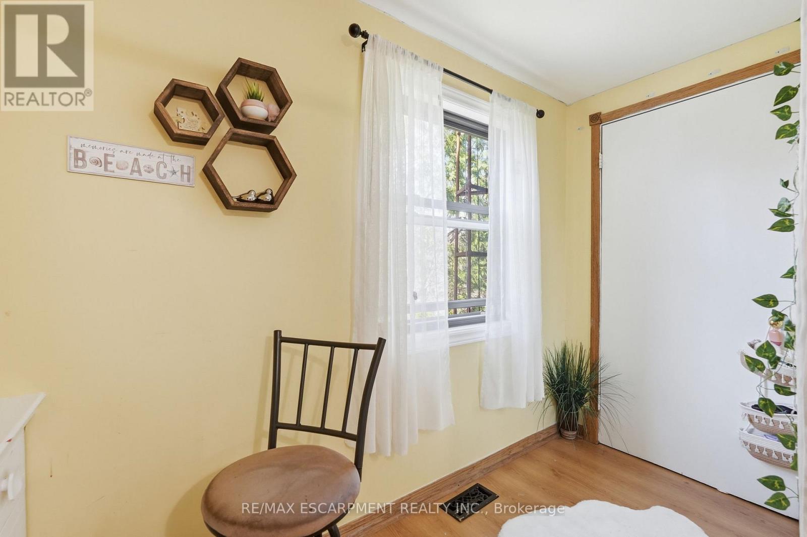 222 Concession 11 E, Hamilton, Ontario  L8B 1H8 - Photo 31 - X12984278