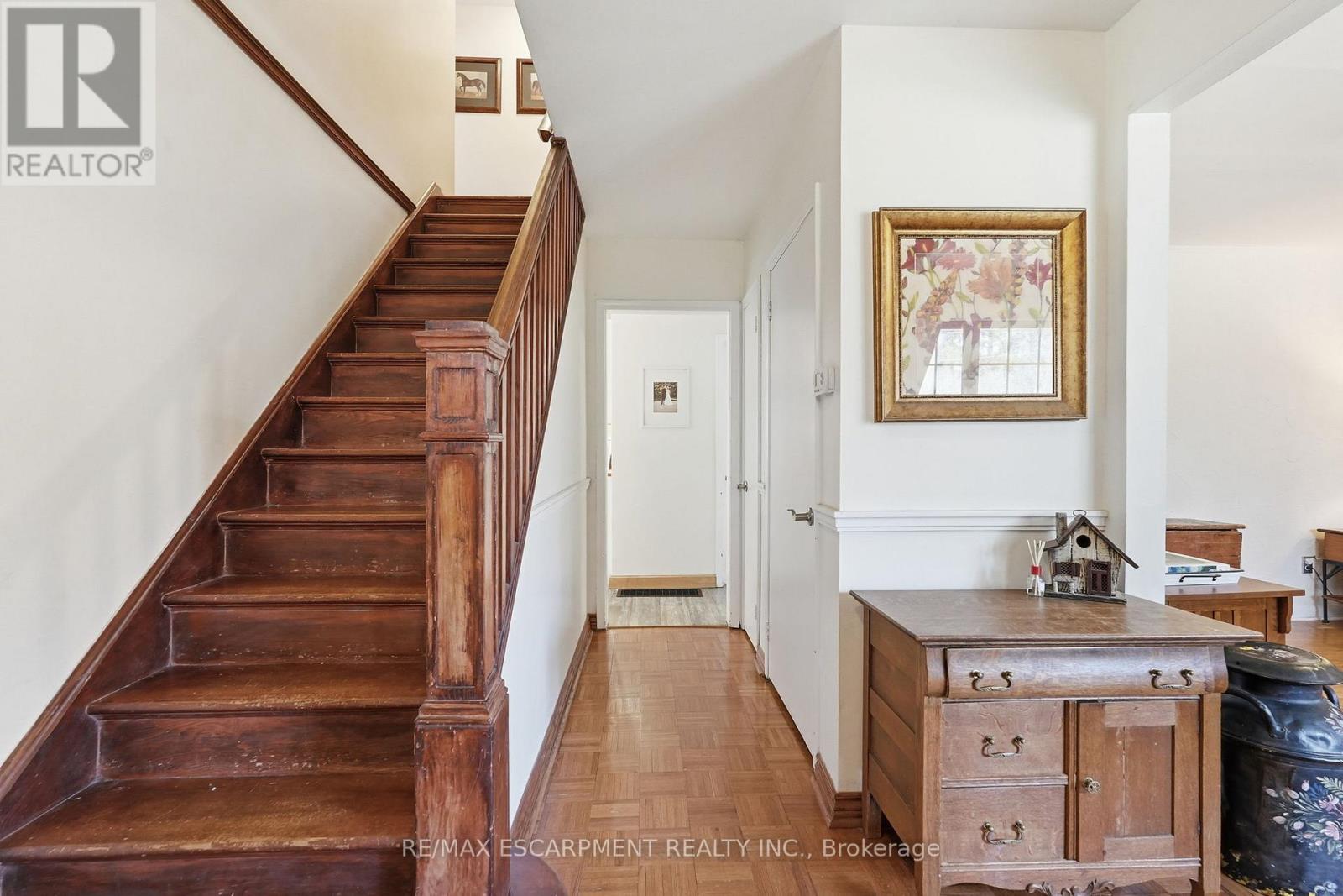 222 Concession 11 E, Hamilton, Ontario  L8B 1H8 - Photo 5 - X12984278