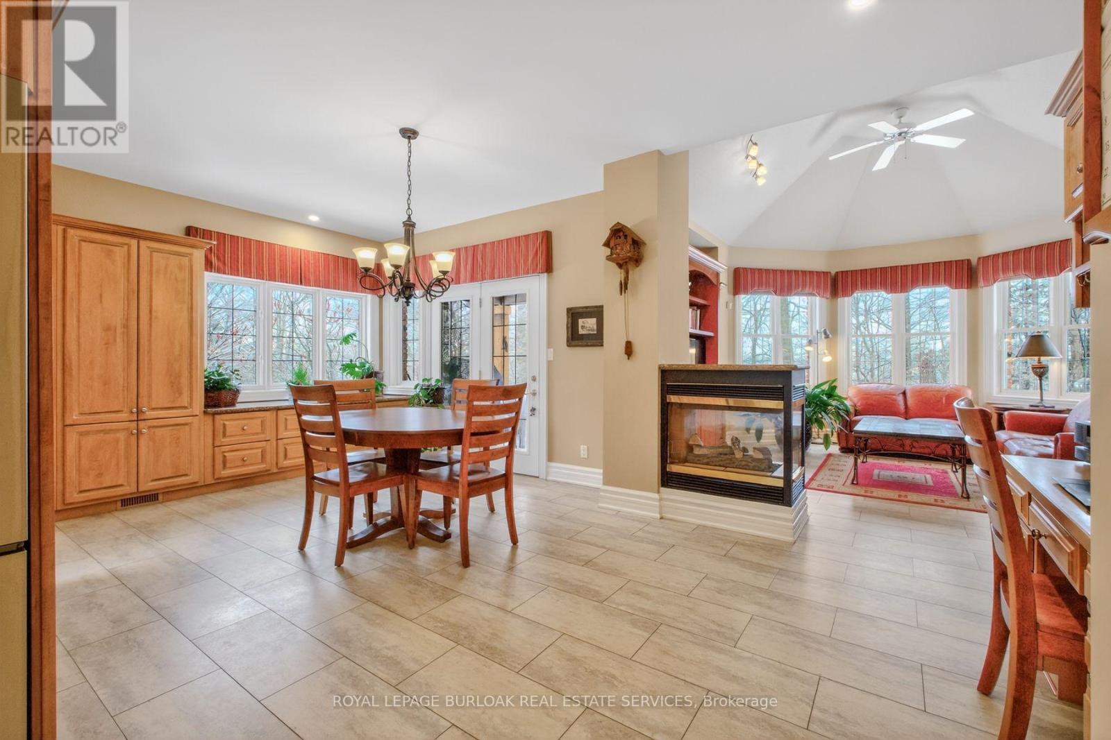 6711 Wellington Road 34, Puslinch, Ontario  N0B 2J0 - Photo 19 - X12984308