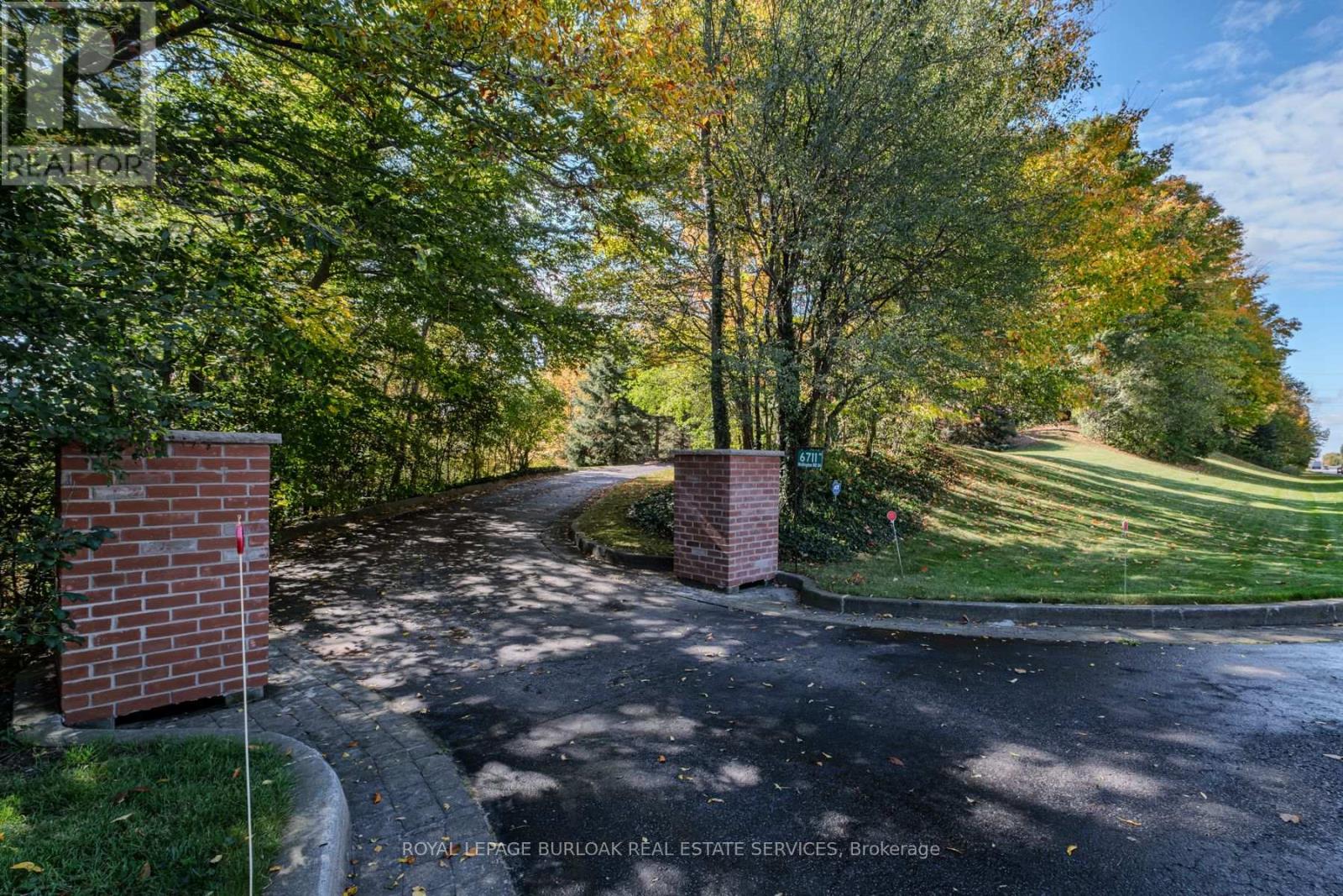 6711 Wellington Road 34, Puslinch, Ontario  N0B 2J0 - Photo 2 - X12984308