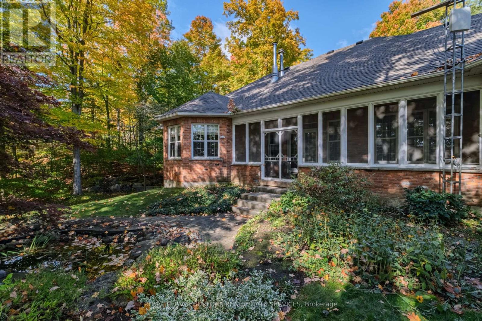 6711 Wellington Road 34, Puslinch, Ontario  N0B 2J0 - Photo 40 - X12984308