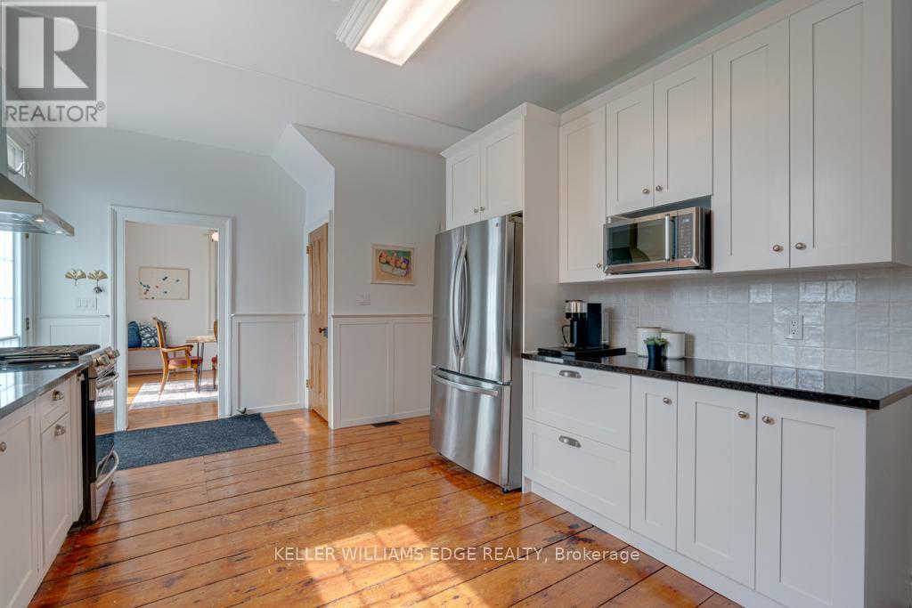 10 Badenoch Street, Puslinch (Morriston), Ontario  N0B 2C0 - Photo 13 - X12984328