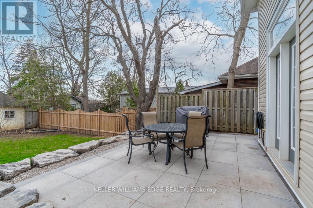 10 Badenoch Street, Puslinch (Morriston), Ontario  N0B 2C0 - Photo 25 - X12984328