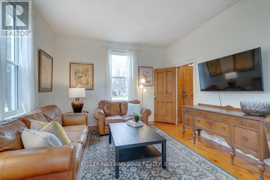 10 Badenoch Street, Puslinch (Morriston), Ontario  N0B 2C0 - Photo 7 - X12984328