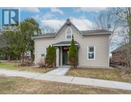 10 BADENOCH STREET, Puslinch, Ontario