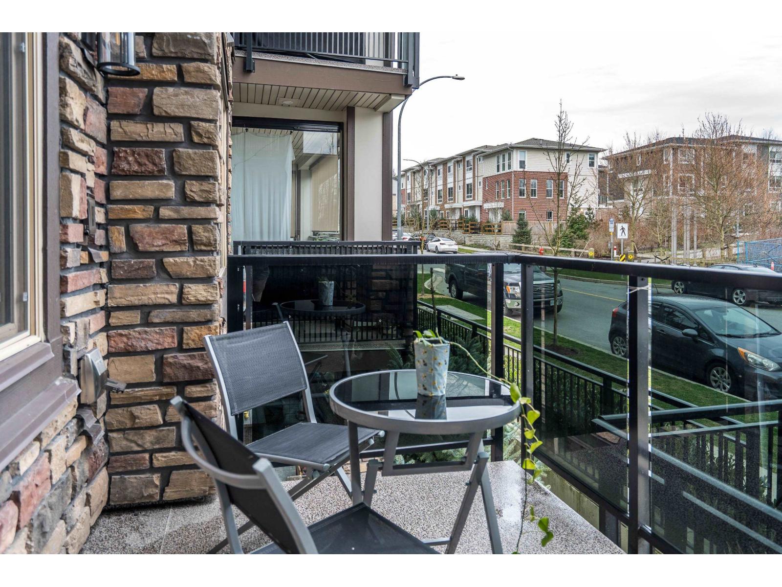 210 8526 202b Street, Langley, British Columbia  V2Y 3L3 - Photo 5 - R3089700