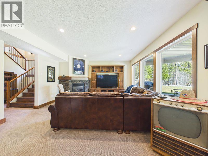 108 River Drive, Cranbrook, British Columbia  V1C 0C6 - Photo 48 - 10382197